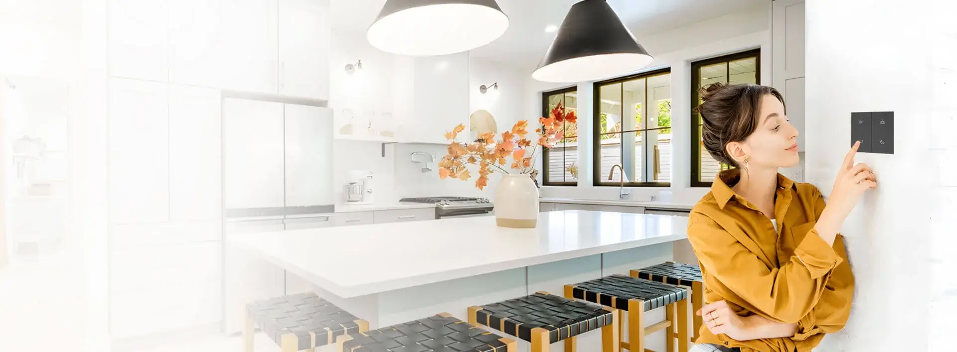 Set personalized moods with smart scene lighting control.